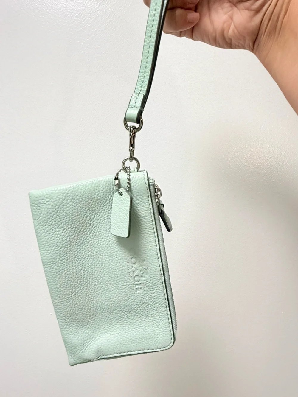 Y2K Coach Mint Green Pebbled Leather Wristlet